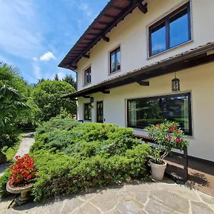 Bed and breakfast Sarchi Grantola