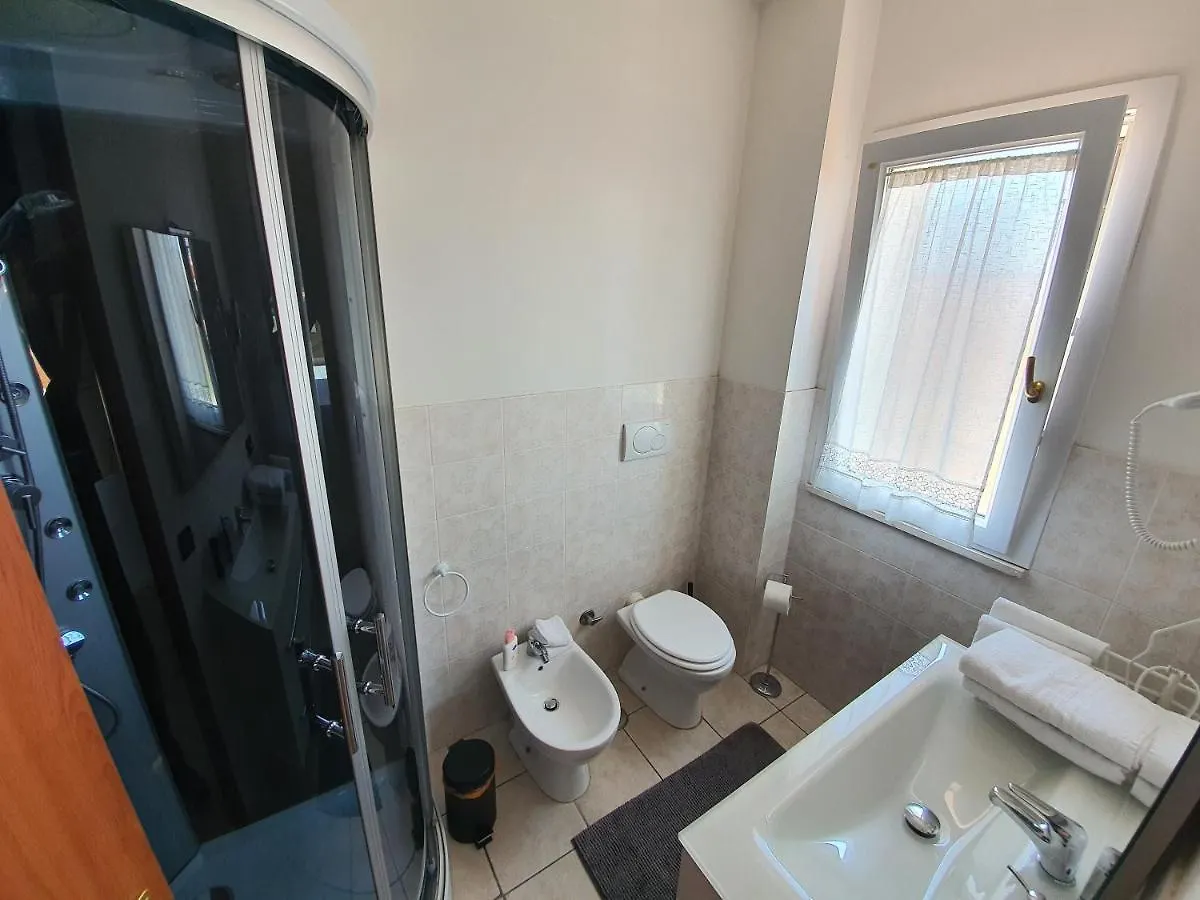 Guest House Brezza Marina Fiumicino Italia