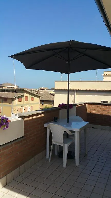 Guest House Brezza Marina Fiumicino 2*,  Italia
